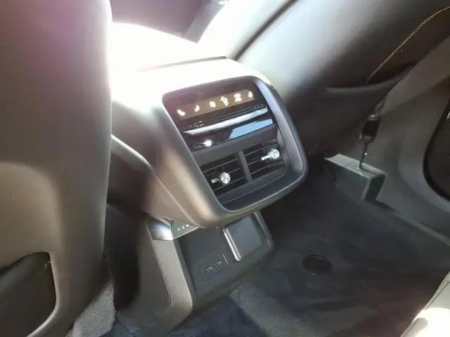 2025 Cadillac iQ Luxury 3 RWD