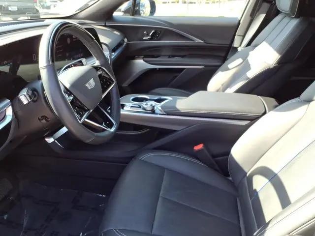 2025 Cadillac iQ Luxury 3 RWD