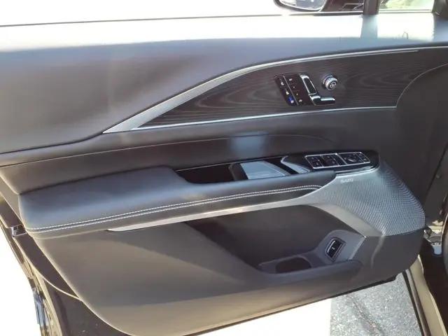 2025 Cadillac iQ Luxury 3 RWD