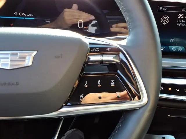 2025 Cadillac iQ Luxury 3 RWD