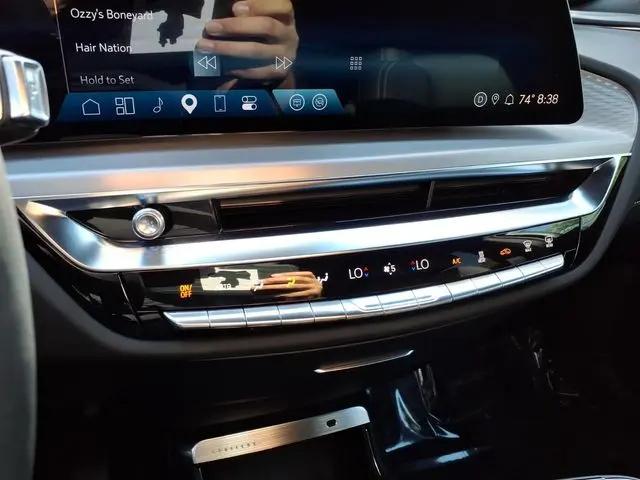 2025 Cadillac iQ Luxury 3 RWD