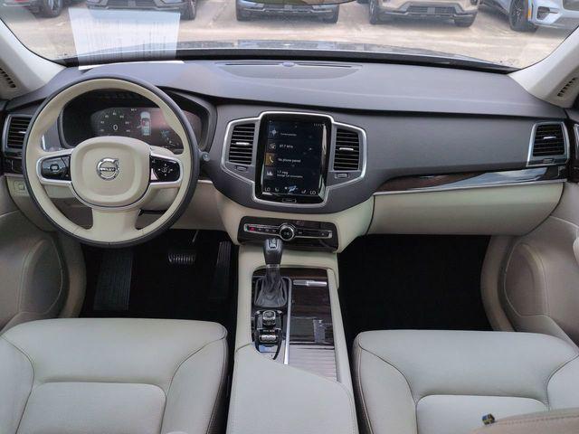 2019 Volvo XC90 T6 Momentum