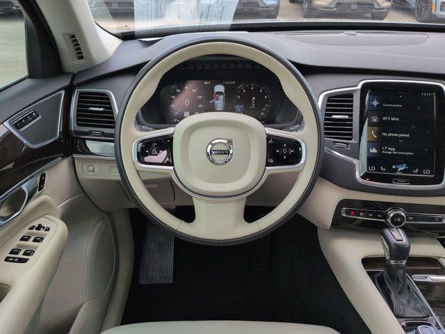 2019 Volvo XC90 T6 Momentum