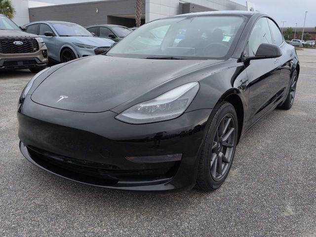 2021 Tesla Model 3 Standard Range Plus Rear-Wheel Drive