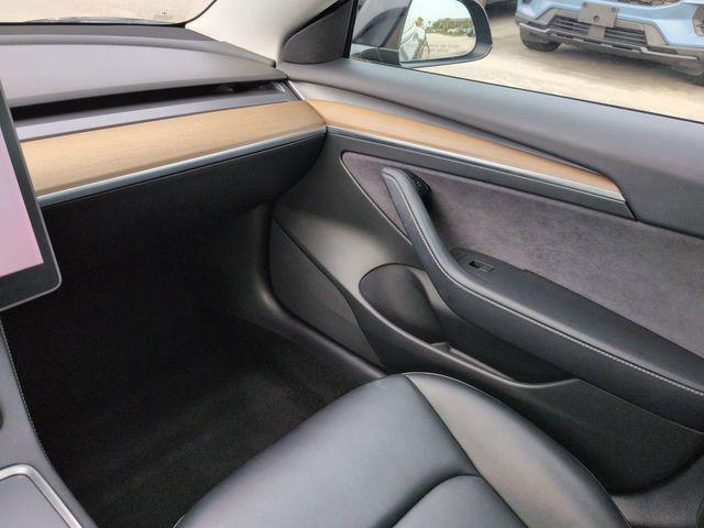 2021 Tesla Model 3 Standard Range Plus Rear-Wheel Drive