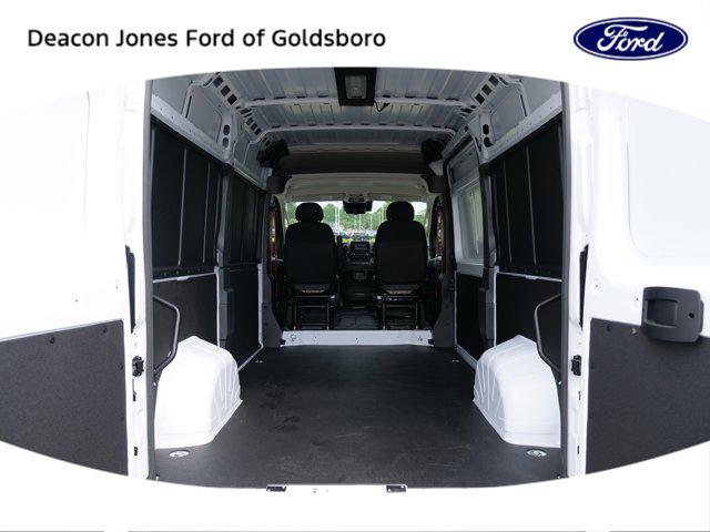 2024 Ram ProMaster 2500 Cargo Van Tradesman High Roof 136" WB w/Pass Seat