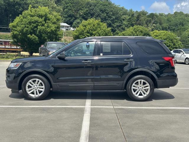 2017 Ford Explorer Base