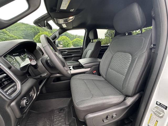 2025 Ram 1500 Big Horn Crew Cab 4x4 5'7" Box