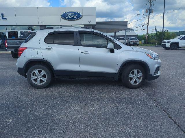 2021 Chevrolet Trax AWD LT