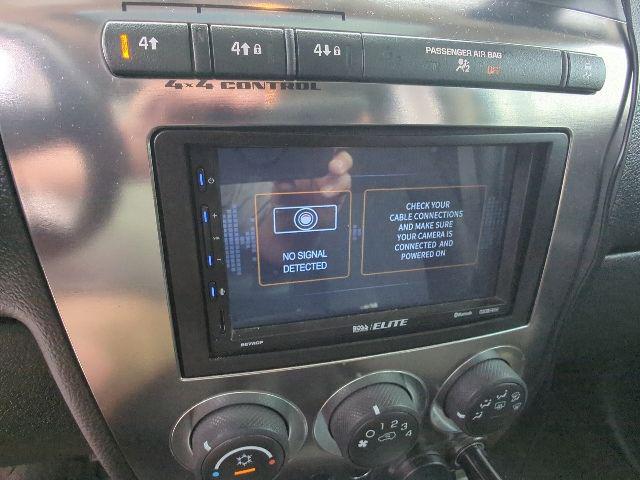 2009 HUMMER H3 Base