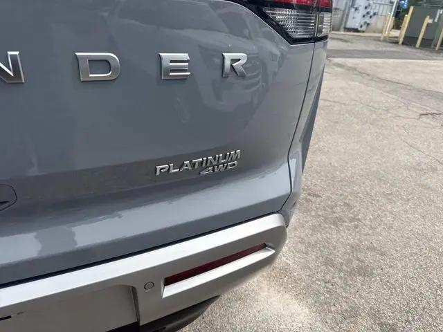 2024 Nissan Pathfinder Platinum 4WD