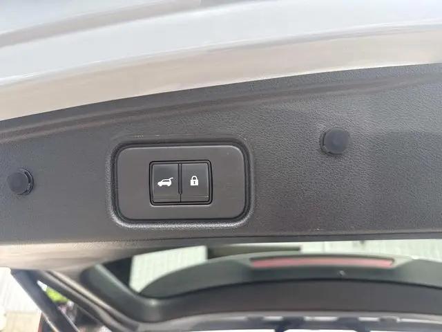 2024 Nissan Pathfinder Platinum 4WD