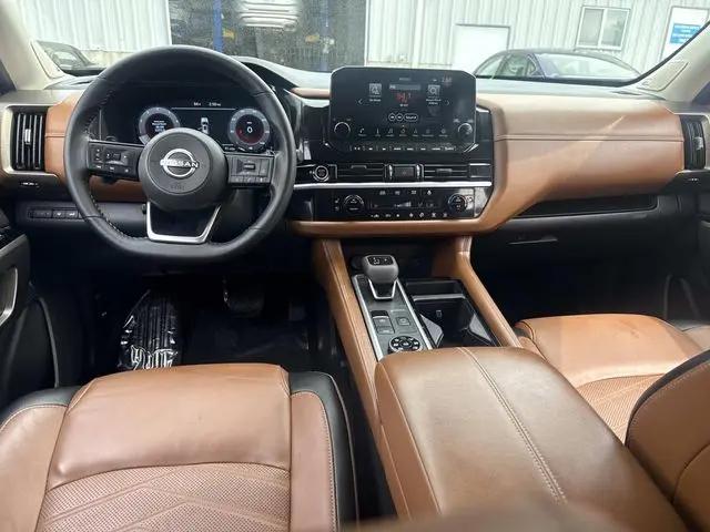 2024 Nissan Pathfinder Platinum 4WD