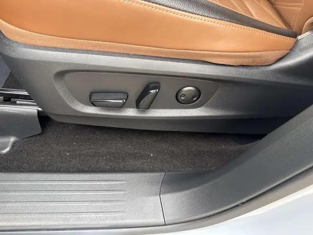 2024 Nissan Pathfinder Platinum 4WD