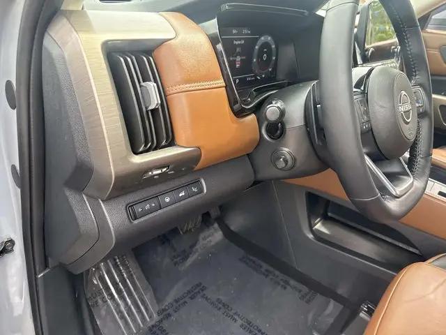2024 Nissan Pathfinder Platinum 4WD