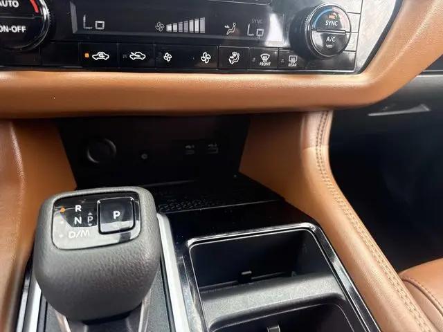 2024 Nissan Pathfinder Platinum 4WD