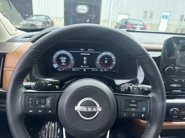 2024 Nissan Pathfinder Platinum 4WD