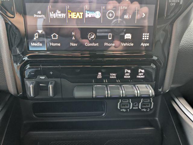 2023 Ram 1500 Laramie Crew Cab 4x4 5'7" Box