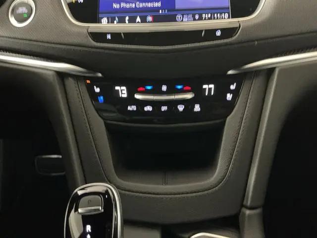 2025 Cadillac XT5 AWD Sport