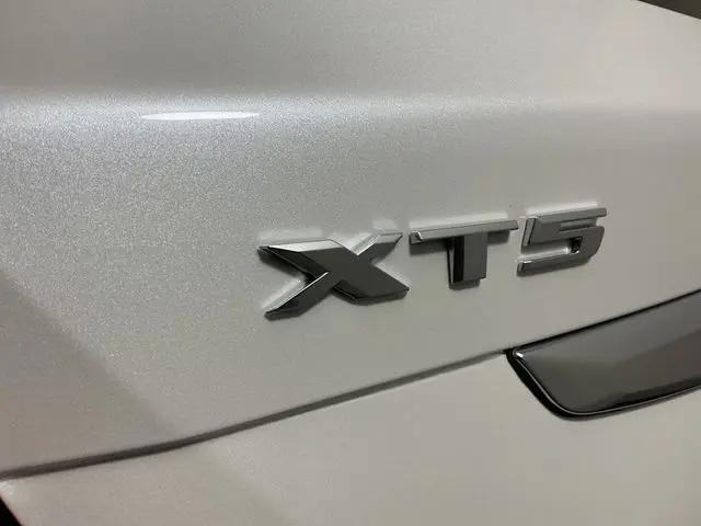 2025 Cadillac XT5 AWD Sport