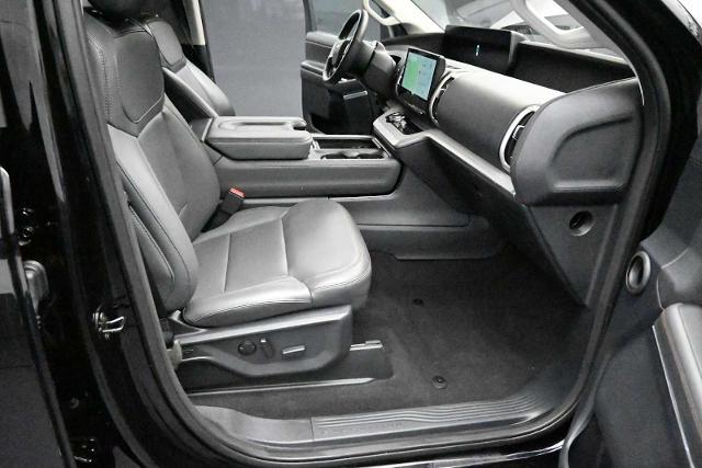 2025 Ford Expedition Active MAX