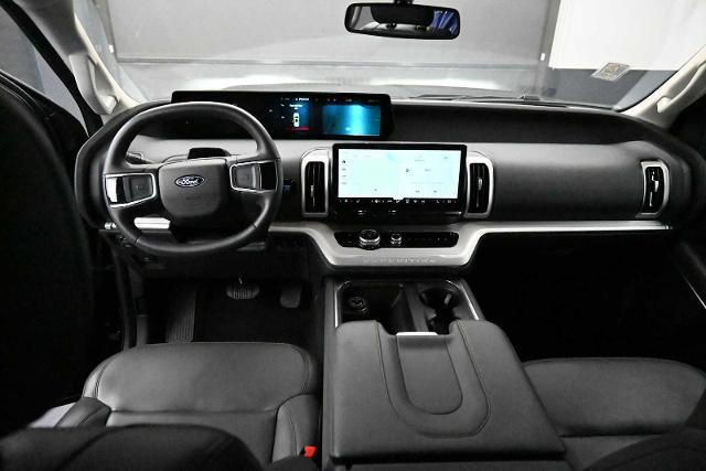 2025 Ford Expedition Active MAX