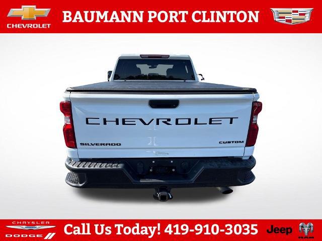 2022 Chevrolet Silverado 2500HD 4WD Crew Cab Standard Bed Custom