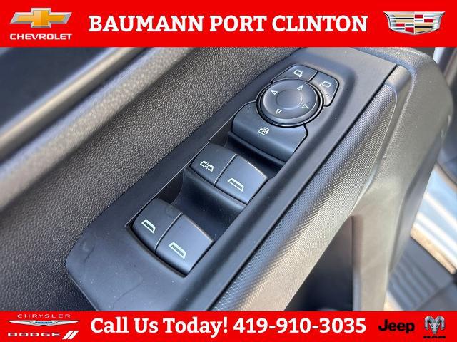 2022 Chevrolet Silverado 2500HD 4WD Crew Cab Standard Bed Custom