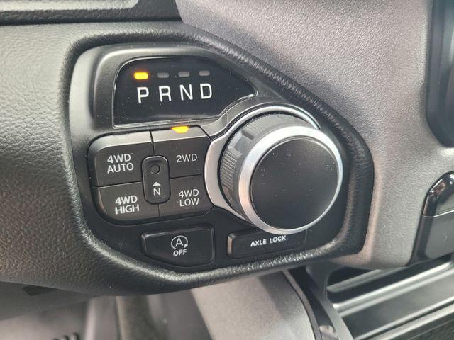 2023 Ram 1500 Big Horn Crew Cab 4x4 5'7" Box