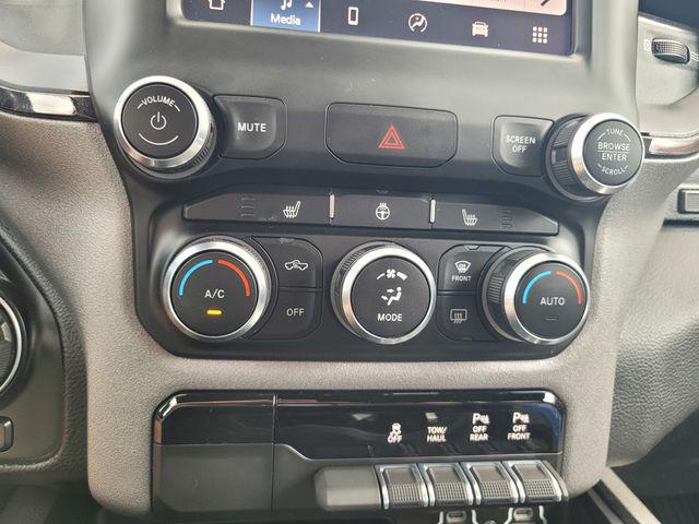 2023 Ram 1500 Big Horn Crew Cab 4x4 5'7" Box