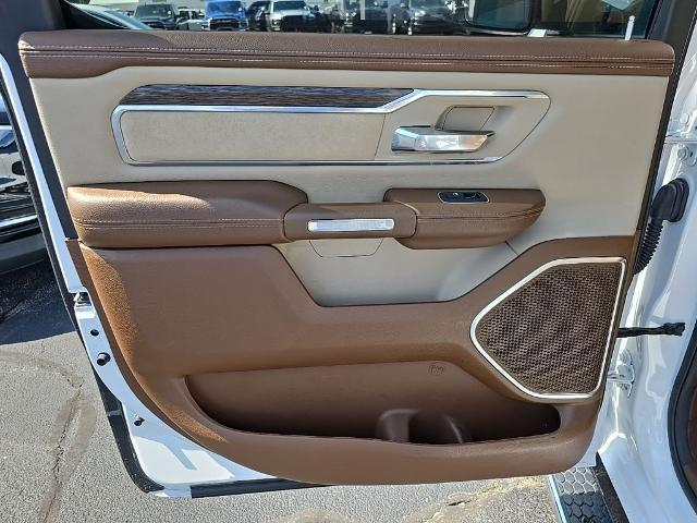 2020 Ram 1500 Laramie Crew Cab 4x4 5'7" Box