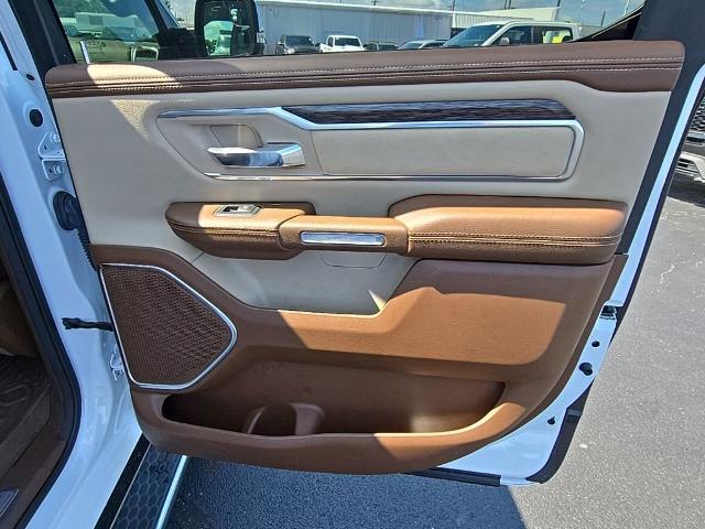 2020 Ram 1500 Laramie Crew Cab 4x4 5'7" Box