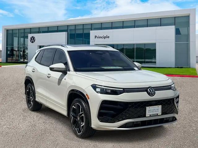 2026 Volkswagen Tiguan SEL R-Line Turbo