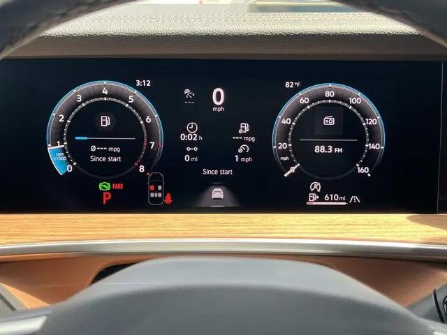 2026 Volkswagen Tiguan SEL R-Line Turbo