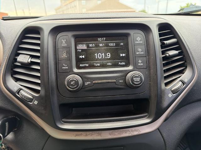 2016 Jeep Cherokee Sport
