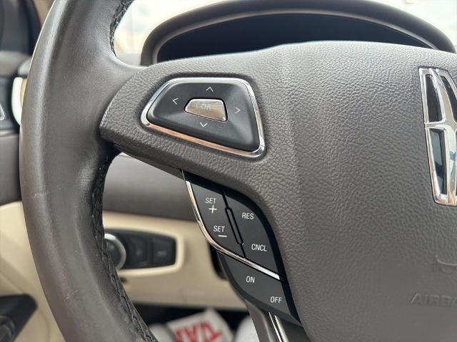 2016 Lincoln MKC Select