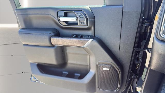 2022 GMC Sierra 3500HD 4WD Crew Cab Long Bed Denali