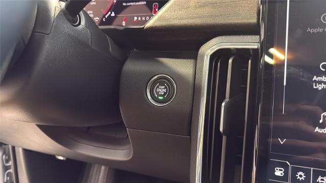 2026 GMC Acadia Denali Ultimate AWD
