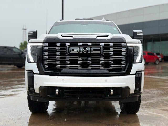 2025 GMC Sierra 3500HD 4WD Crew Cab Standard Bed Denali Ultimate