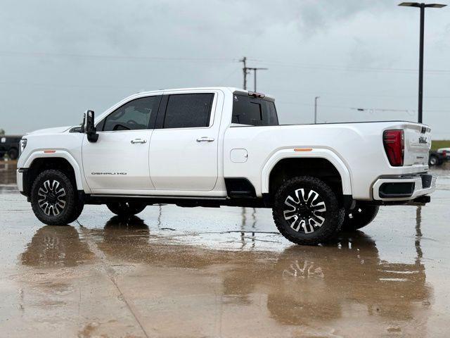 2025 GMC Sierra 3500HD 4WD Crew Cab Standard Bed Denali Ultimate