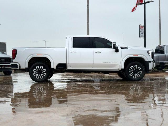 2025 GMC Sierra 3500HD 4WD Crew Cab Standard Bed Denali Ultimate