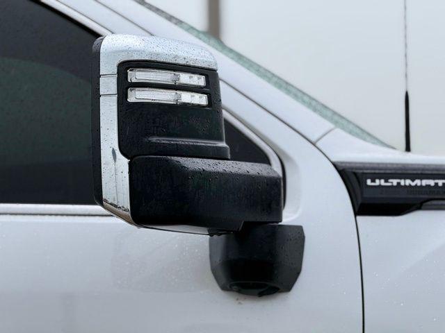 2025 GMC Sierra 3500HD 4WD Crew Cab Standard Bed Denali Ultimate