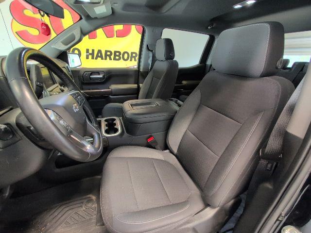 2021 Chevrolet Silverado 1500 4WD Crew Cab Short Bed RST