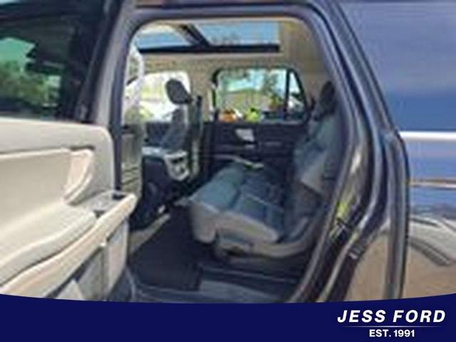 2025 Ford Expedition Active MAX