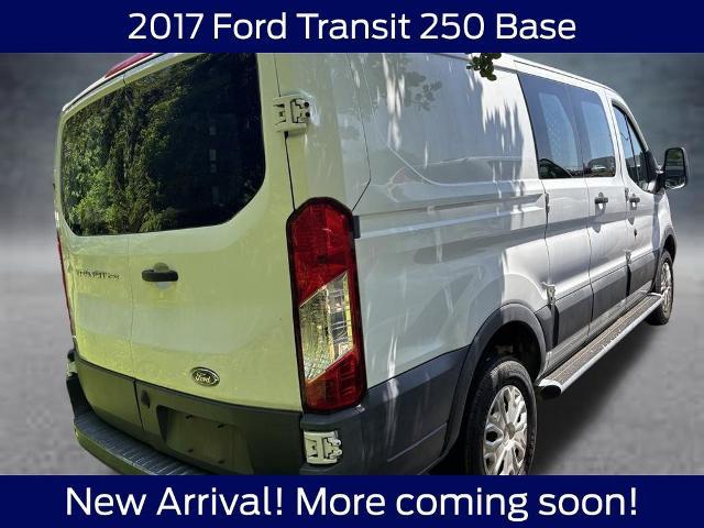 2017 Ford Transit 130 WB Low Roof Cargo