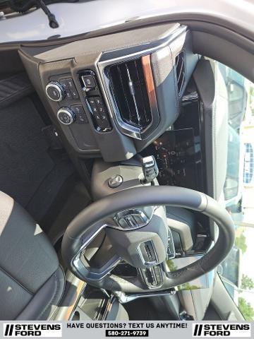 2025 GMC Yukon XL 4WD Denali