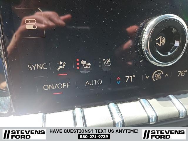 2025 GMC Yukon XL 4WD Denali