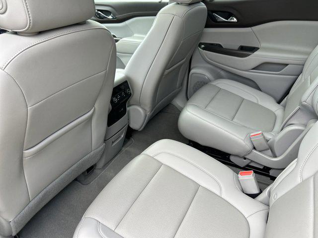 2021 GMC Acadia AWD SLT