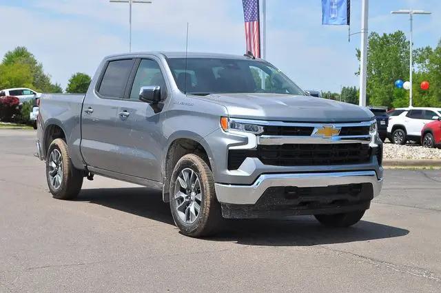 2026 Chevrolet Silverado 1500 4WD Crew Cab Standard Bed LT for sale in Milan, MI