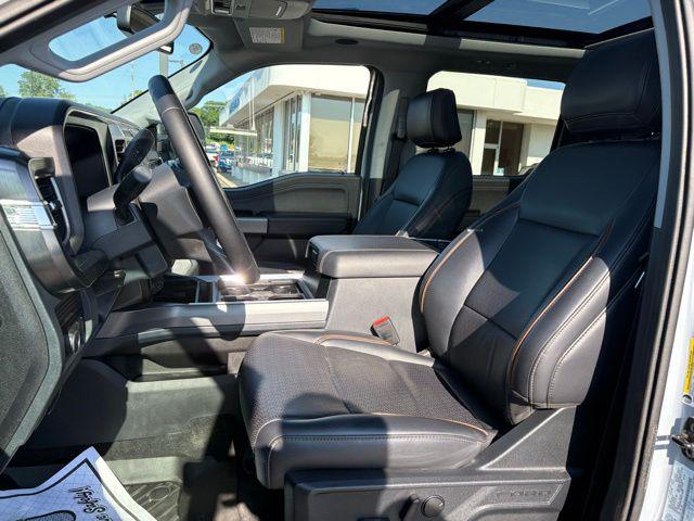 2025 Ford F-350 LARIAT
